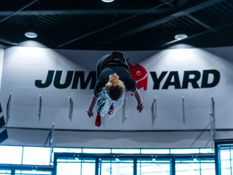 Jumpyard Trampolinpark för två